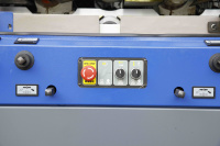 Machine à raboter et à profiler à quatre côtés de norme internationale, 5 têtes, largeur de rabotage de 210 mm pour la production de fenêtres/portes en bois