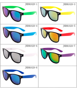 Promotional Cheap Plastic <strong>Custom</strong> Logo Uv400 Mens Women Shades Sun <strong>Glasses</strong> Customized Sunglasses Logo - Product Image 3