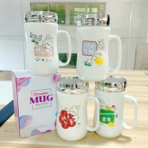 <span class=keywords><strong>Tazza</strong></span> in Ceramica <span class=keywords><strong>con</strong></span> Coperchio a Vite, Motivo Orsetto Carino, Confezione Regalo, Bicchiere per Eventi, Compleanni, Lauree, Feste di Inaugurazione Casa, Raduni - Product Image 2