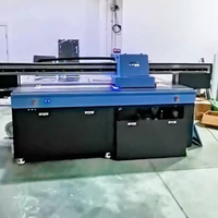 Machine d'impression numérique automatique multifonctionnelle pour étiquettes en rouleau en petit lot.