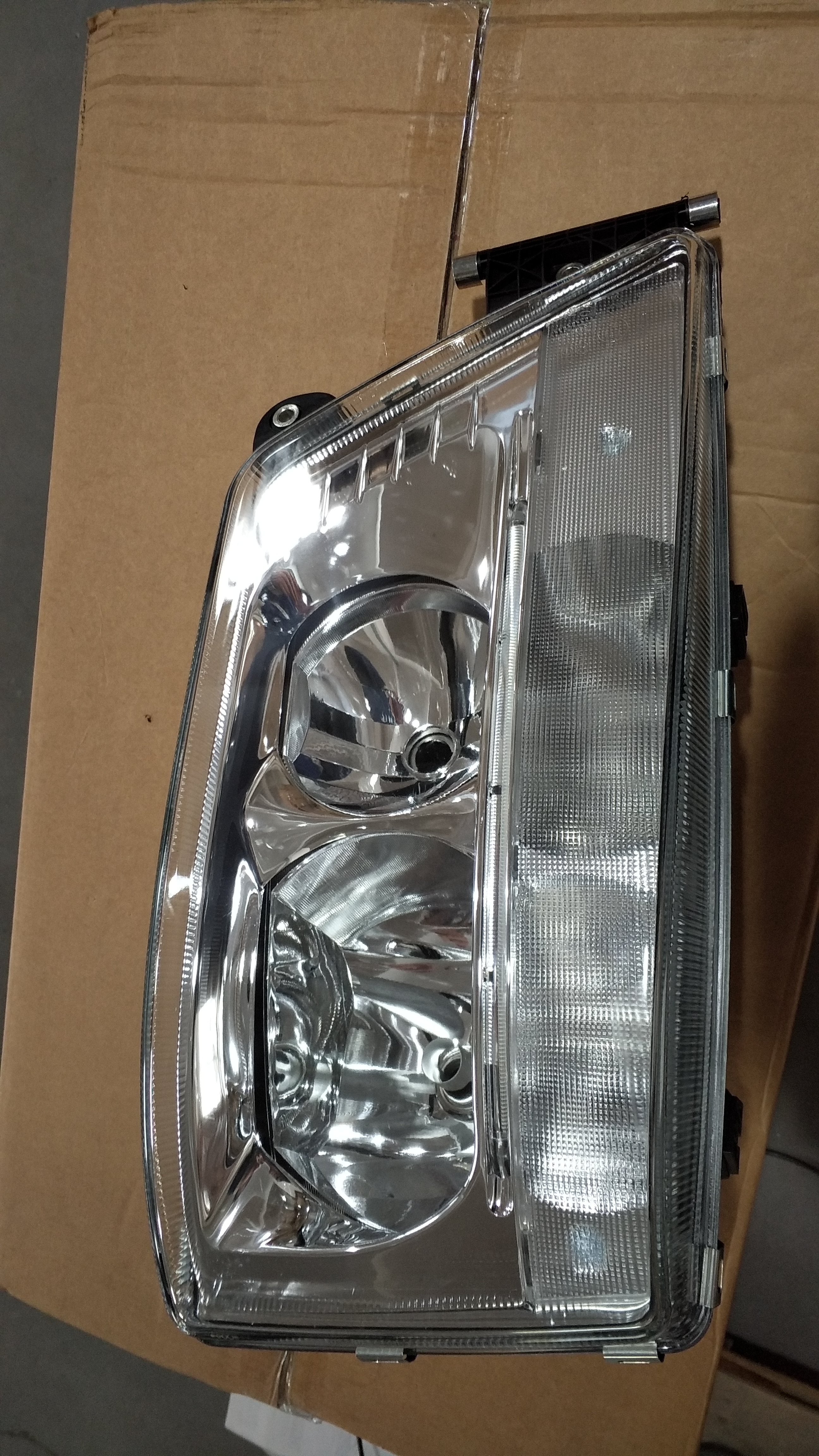 High Quality Head Lamp Electric for MAN Heavy Truck Parts