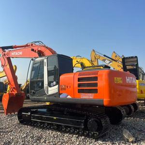Excavatrice sur chenilles hydraulique Hitachi ZX200 d'occasion, 20 tonnes, modèle 2022, moteur Isuzu, boîte de vitesses, excellent état, godet de 1 m, pompe PLC - Product Image 1
