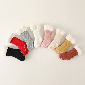 Conception chaude hiver couleur unie épais enfants antidérapant pantoufle chaussettes chaud enfant en bas âge doux bébé sol anti-dérapant chaussettes - Product Image 4