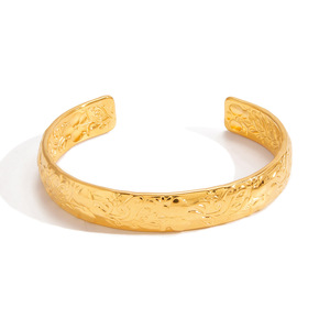 Brazalete de Moda con Diseño Floral en Acero Inoxidable y Oro de 18K, Diseño Abierto, Joyería Unisex, Artículo de Regalo, Origen Yiwu, Número de Pieza - Product Image 5