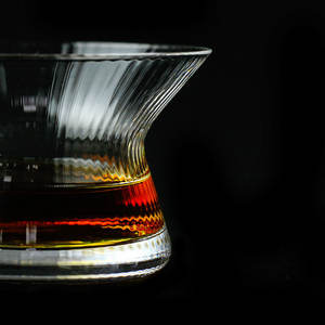 Colección de Vasos de <span class=keywords><strong>Whisky</strong></span> Transparentes de Cristal Japonés Edo Kiriko Spin, Caja de Regalo de Madera, Edición Limitada Cappie XO - Product Image 3