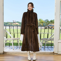 Eleganter Damen-Nerzmantel, Extralang (120 cm), Luxuriöser Winter-Windbreaker, Reverskragen, Polyesterfutter, Voll-Nerz-Gürtel