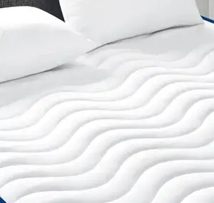 Hot bán giường pad mềm bông bông không thấm nước wakefit Nữ Hoàng nệm bảo vệ