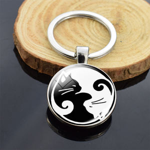 <span class=keywords><strong>Yin</strong></span> <span class=keywords><strong>Yang</strong></span> Porte-clés <span class=keywords><strong>Yin</strong></span> <span class=keywords><strong>Yang</strong></span> Chat Double Face En Verre Cabochon Bijoux Feu <span class=keywords><strong>Yin</strong></span> <span class=keywords><strong>Yang</strong></span> <span class=keywords><strong>Arbre</strong></span> <span class=keywords><strong>de</strong></span> <span class=keywords><strong>Vie</strong></span> Porte-clés - Product Image 1