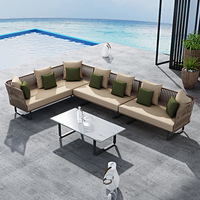 Ensemble de salon de jardin en rotin avec structure en alliage d'aluminium de style nordique, résistant au soleil et à l'eau, table basse incluse