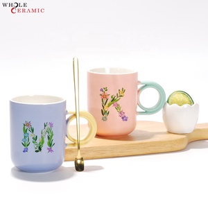Tasses à café en céramique personnalisées en gros Tasses à lait et à eau de différentes formes, noms et lettres - Product Image 3