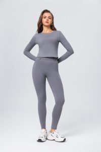 Set da yoga in 2 pezzi, girocollo, manica lunga, top corto, vita alta, leggings lunghi, senza cuciture, tinta unita - Product Image 4
