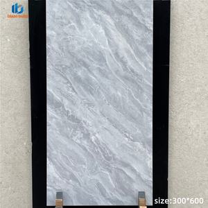 <span class=keywords><strong>Carrelage</strong></span> mural en porcelaine brillant 300*600 <span class=keywords><strong>de</strong></span> fabrication chinoise pour hall <span class=keywords><strong>de</strong></span> villa et supermarché - Carreaux d'intérieur résistants à l'usure - Product Image 3