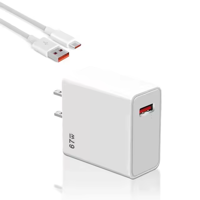 Chargeur blanc + câble