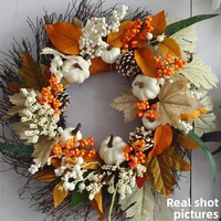 Couronne d'automne blanche avec feuilles d'érable, pommes de pin et baies, pour porte d'entrée, décoration murale style ferme pour Thanksgiving, vente en gros