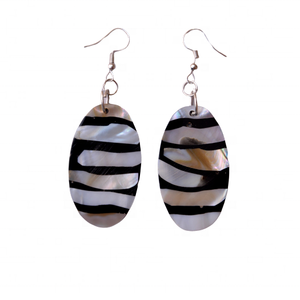 Wholesale Black & White <b>Mother</b> <b>of</b> <b>Pearl</b> Drop Shape <b>Earring</b> Women Fashion Jewelry From India by Quality Handicrafts - Product Image 2