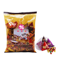 Vente en gros de collations halal personnalisées bonbons aux haricots au chocolat laiteux en triangle sucré pour enfants
