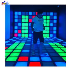 Technologie de détection de mouvement ODM Carreaux de piste de danse d'éclairage Lumière de <span class=keywords><strong>marelle</strong></span> interactive Plancher à LED actif Plancher à LED de jeu interactif - Product Image 1