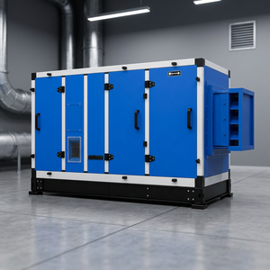 Unité de traitement d'air modulaire industrielle bleue avec sortie latérale, installée dans la salle mécanique du sous-sol pour système CVC - Product Image 2