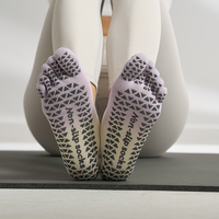 2023 été à la mode coton Yoga chaussettes anti-dérapant cheville teinture cravate mode cinq doigts poignées Pilates chaussettes Logo personnalisé disponible