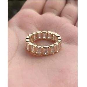 Anillo de Diamantes con Incrustaciones de Plata de Ley 925 de Excelente Calidad para Propuesta de Matrimonio, Festivales y Uso Diario, Disponible para la Venta - Product Image 4