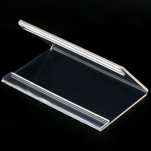 Porte-cartes de table en acrylique transparent personnalisé en forme de V, carte de place double face pour panneau de juges et réunions - Product Image 4