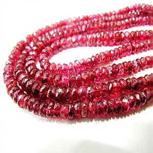 Perles de pierre naturelles en rubis rouge, facettées en rondelles, de 3,5 à 4,5 mm, non traitées, rares, 8 pouces - Product Image 1