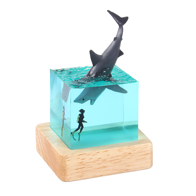 OEM Handmade Resin Crafts Shark Night Lamp Simulated Deep Sea Ocean Landscape Marine Organism for Small Table Home Decoration