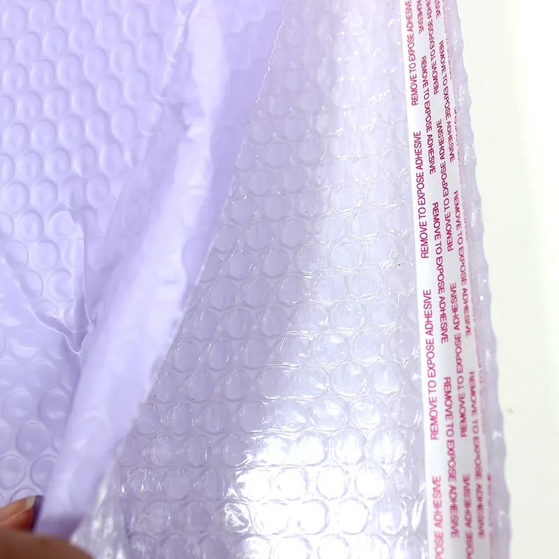 Hot Selling Matte Waterproof Eco Friendly Mailing Packaging Extruded Poly Bubble Mailer Bags