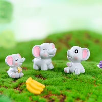 Nouveauté Éléphant mignon Micro Paysage Jardinage Décoration Dessin Animé Banane Poupée 3D Miniature