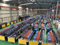 Ligne de production de tubes soudés en acier