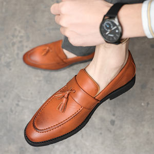 รองเท้าอ็อกซ์ฟอร์ดผู้ชายสำหรับฤดูหนาว หนัง PU พื้นยางกันลื่น บุนุ่ม รองรับแรงกระแทก แบบผูกเชือก ปิดนิ้วเท้า แฟชั่นทันสมัย - Product Image 1