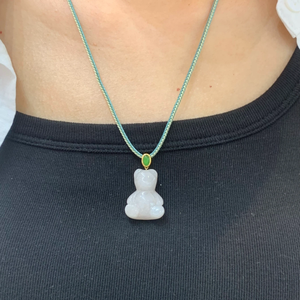 Pendentif de luxe en or 18 carats avec jadeite birmane naturelle de qualité A HENG YUET, bijoux pour femmes pour le quotidien et les cadeaux - Product Image 6