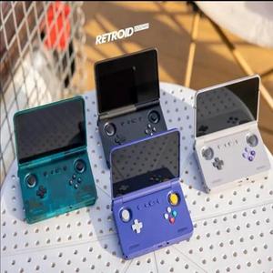 Retroid Pocket Flip 2 Consola de juegos portátil retro Consola de videojuegos SD865 5,5 Pantalla táctil AMOLED Android13 WIFI6 para PSP PS2 - Product Image 5