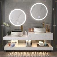 Miroir Mural LED Rétroéclairé Sans Cadre à Forme Irréguilière de Demi-Lune, Tactile Intelligent, Vente en Gros