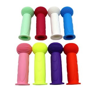 Poignées de guidon en caoutchouc Bai Yanchen 110 mm pour vélos, tricycles et trottinettes pour enfants - Product Image 3