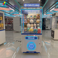 Vente directe d'usine d'intérieur Amusement Griffe Grue Prix Cadeau Arcade Machine Peluche Pièce Poussoir Poupée Machine
