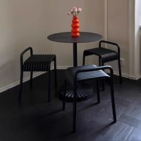 Ensemble table et tabourets en alliage d'aluminium pour cour, jardin, balcon, terrasse, restauration, mobilier de loisirs extérieur commercial