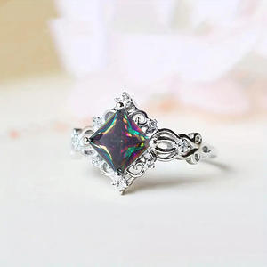 Anello H224 con Topazio Geometrico in Argento 925, Taglio Princess, Montatura a Griffe, Anello di Fidanzamento con Gemma per Donna - Product Image 2