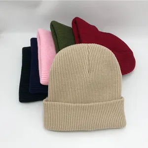 Alta qualità ricamo personalizzato Logo inverno caldo cappello pianura caldo berretto con risvolto cappelli lavorati a maglia Unisex