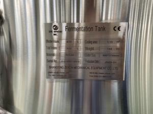 Cuves <span class=keywords><strong>de</strong></span> Fermentation en Acier Inoxydable <span class=keywords><strong>de</strong></span> Qualité Alimentaire pour Vin Rouge Sec 2000L/3000L, Résistantes à la Corrosion, Longue Durée <span class=keywords><strong>de</strong></span> Vie, Pompe à Glycol - Product Image 4