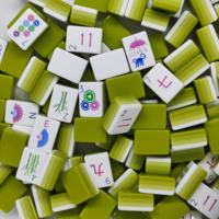 Ensemble de Mahjong Américain de 160 Tuiles, Acrylique Vert Citron Gravé à 4 Couches, Édition Jardin Pagode pour le Socialisation Professionnelle