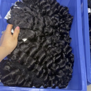 Pronto per la Spedizione: Ciocche di Capelli Umani Vietnamiti Grezzi, Capelli Vergini RAW 100% in Ciocche, Tutte le Lunghezze, Direttamente dalla Fabbrica in Vietnam - Product Image 1