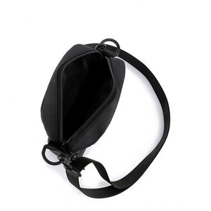 Trendy Lightweight Shoulder Bag with Customizable Logo <b>for</b> Business Outings - Product Image 3
