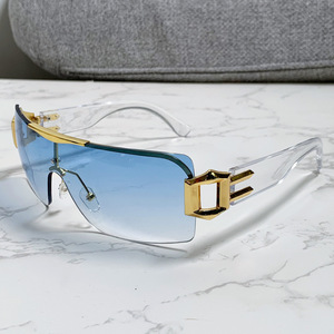 Lunettes de soleil futuristes Y2K sans monture, verres PC dorés UV400, unisexe, mode outdoor - Product Image 4