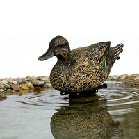 Paire de leurres de canard réalistes et naturels, flottants, pour la chasse en extérieur, texture de plumes haute fidélité, résistants aux UV, en plastique, pour utilisation en zone humide