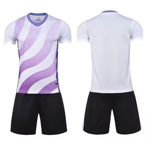 Maillot de football personnalisé en polyester à séchage rapide de haute qualité, avec logo imprimé par transfert thermique sur le devant, décontracté, vierge, à manches courtes - Product Image 1