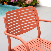 Chaise de salle à manger extérieure moderne en alliage d'aluminium multicolore pour café et restaurant - Vente en gros
