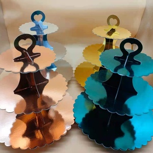 Soporte de 3 Niveles para Cupcakes y Postres, Personalizable para Bodas y Fiestas - Product Image 6