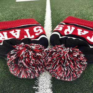 <span class=keywords><strong>Bonnet</strong></span> en tricot doublé polaire avec motif jacquard lettres, <span class=keywords><strong>pompon</strong></span>, épais et chaud pour l'hiver, idéal pour le sport, bonnets personnalisés rouges pour équipes sportives - Product Image 2
