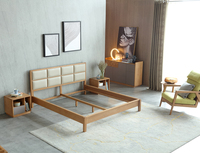 Mobilier de chambre à coucher en bois de frêne massif Plate-forme de lit avec coussin rembourré Tête de lit Matelas Fondation Lit Ba